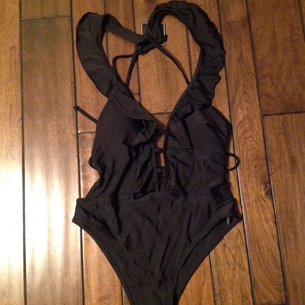 Zaful black one piece swimsuit size medium NWT
